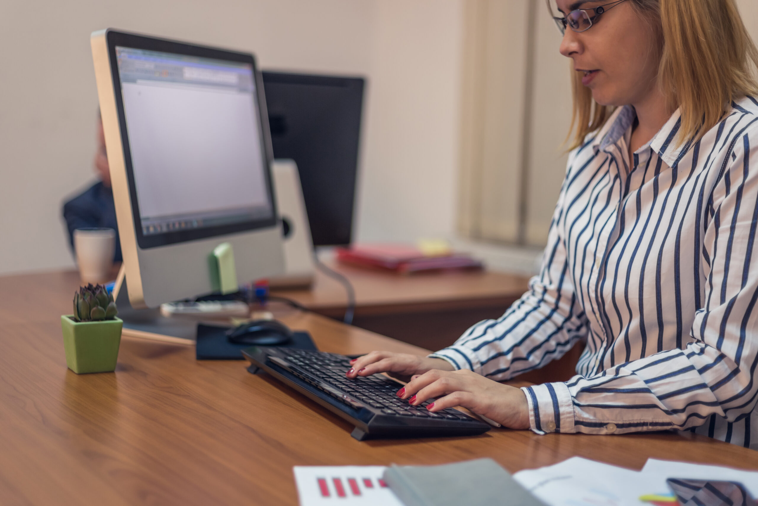 OPERACIONES AUXILIARES DE SERVICIOS ADMINISTRATIVOS Y GENERALES